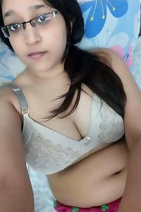 pure desi bombshells